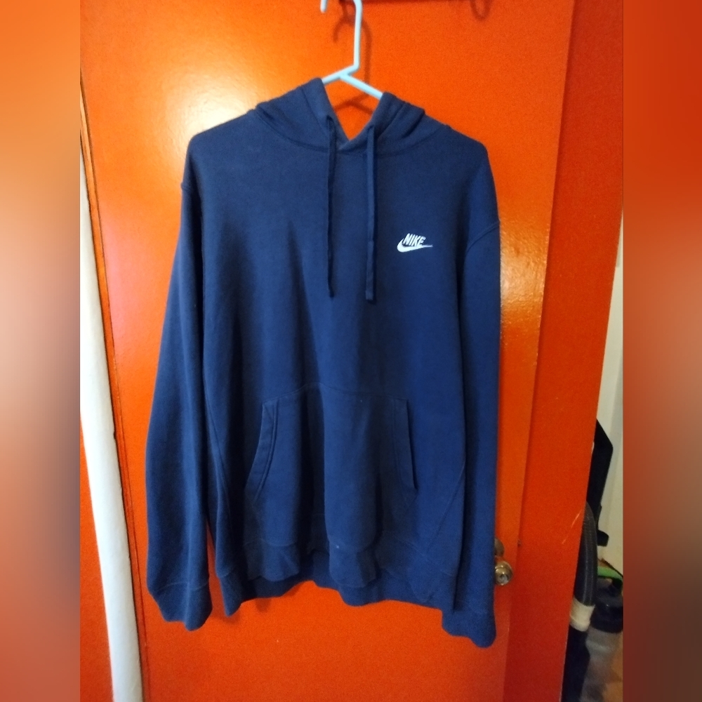 Nike pullover hoodie